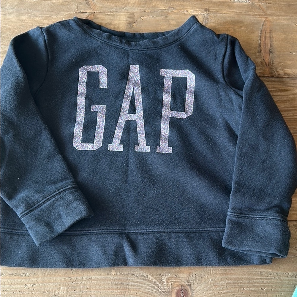 GAP Black Sweatshirt Casual Pullover